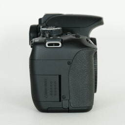 Canon EOS Kiss X6i　ボディ