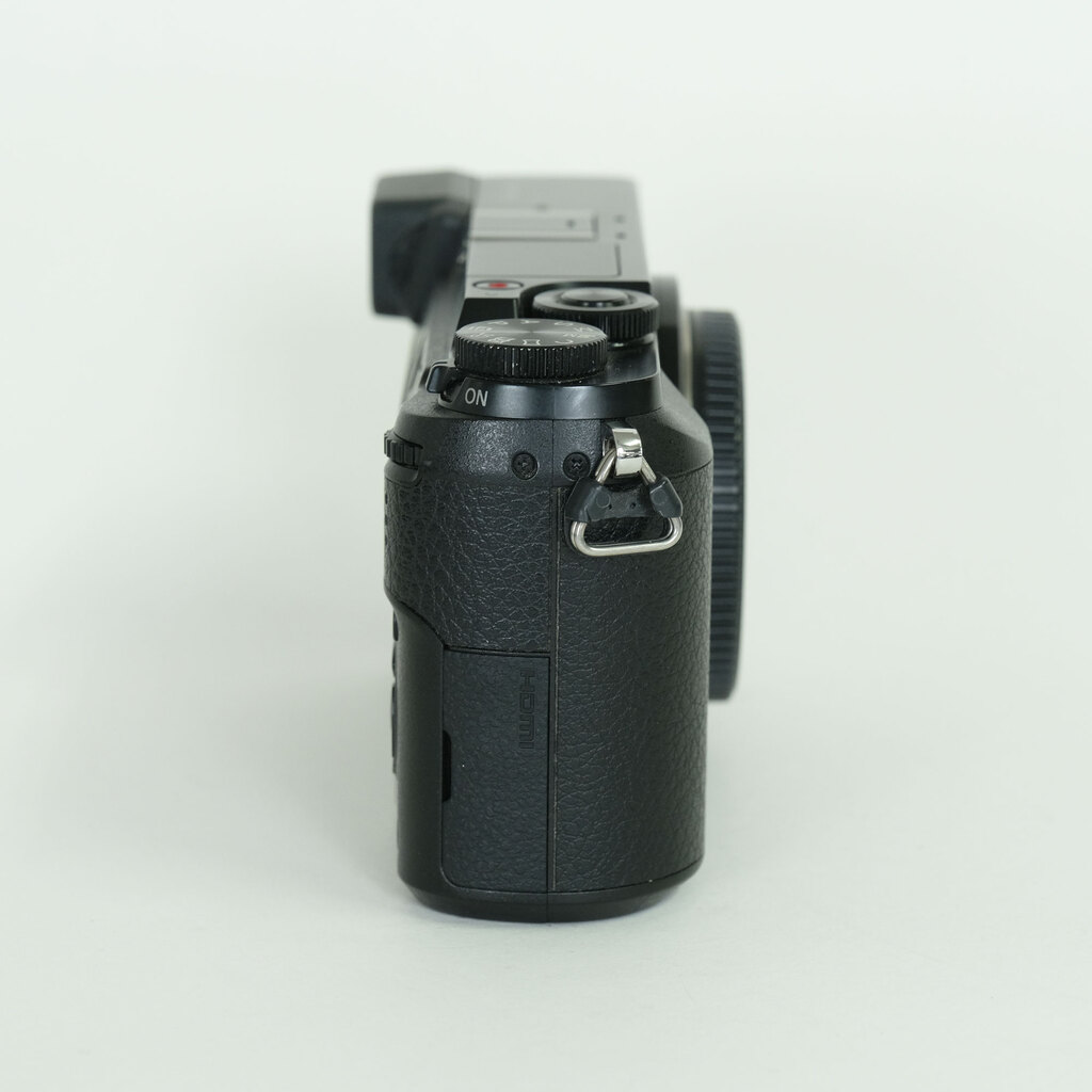 Panasonic LUMIX DMC-GX7MK2 ボディ ブラック