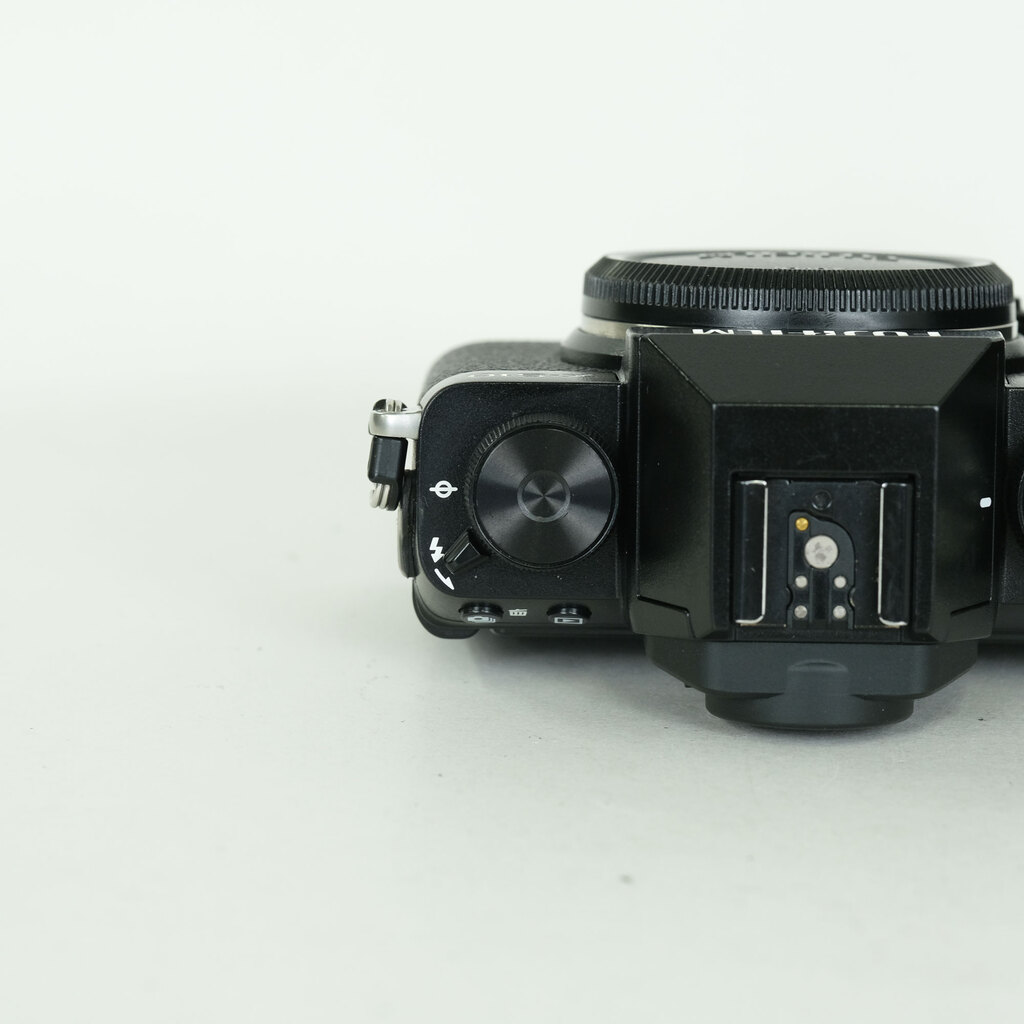 FUJIFILM X-S10 FUJIFILM X-S10