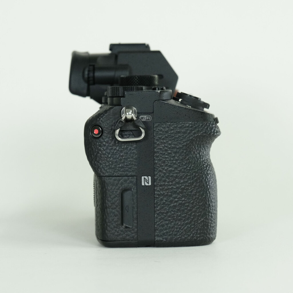 SONY α7 II(ILCE-7M2) SONY α7 II(ILCE-7M2)