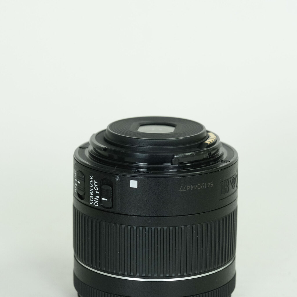 Canon EF-S18-55mm F4-5.6 IS STM