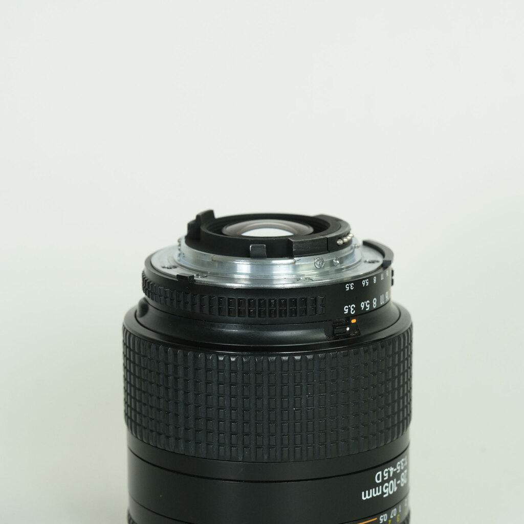 Nikon AF 28-105mm F3.5-4.5D