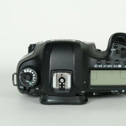 Canon EOS 5D Mark III Canon EOS 5D Mark III