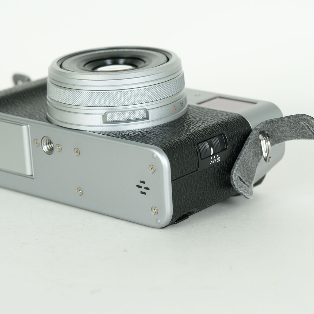 FUJIFILM X100VI