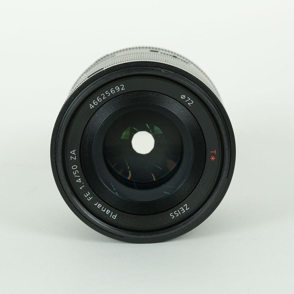 ⑭SONY SEL50F14Z 美品中古 SONY Planar T* FE 50mm F1.4 ZA SEL50F14Zの出品 | ONE SCENE（ワン
