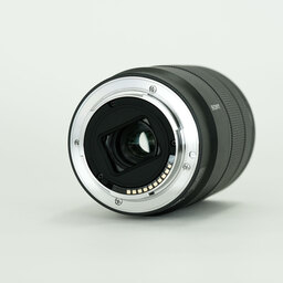 SONY E 18-135mm F3.5-5.6 OSS SEL18135