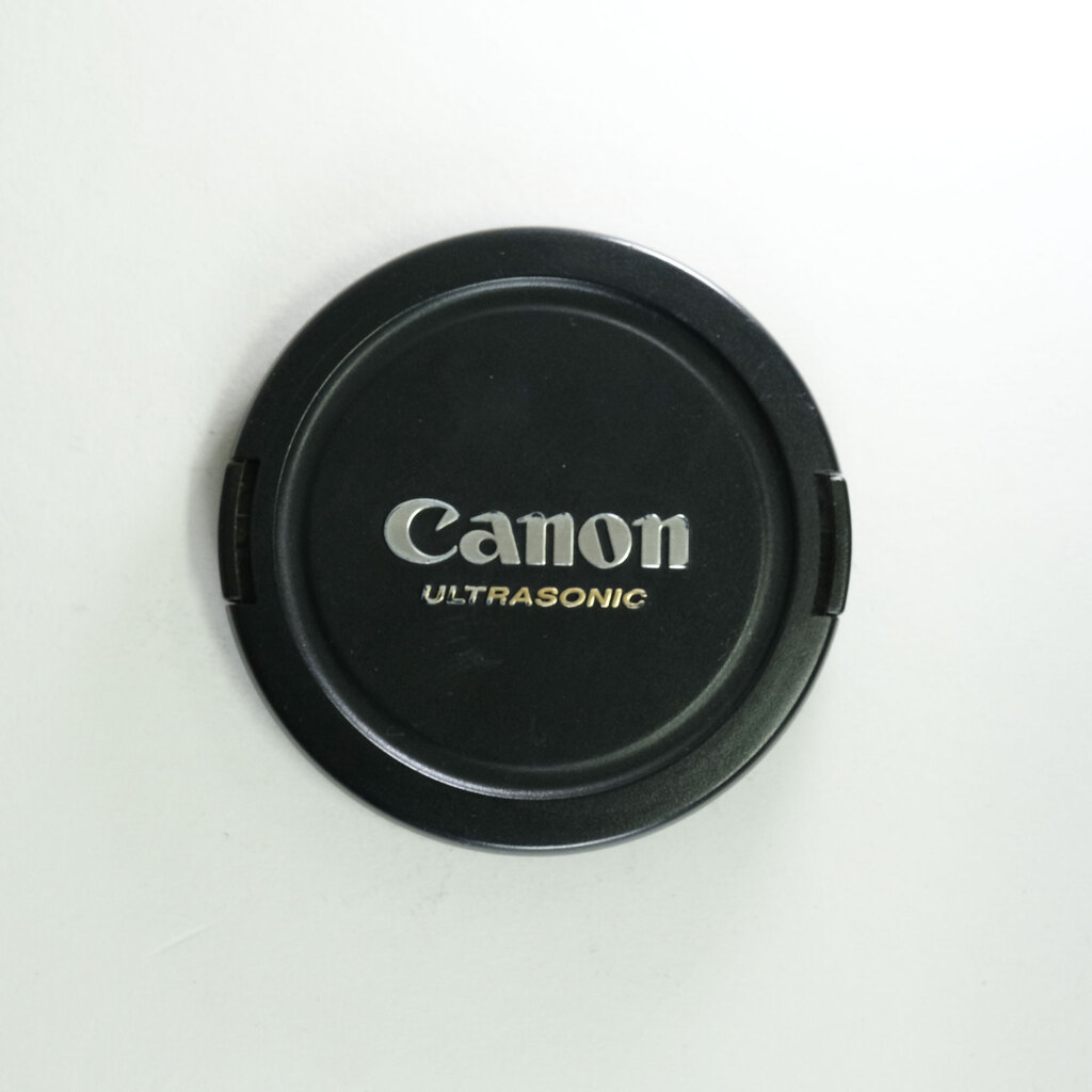 Canon EF17-40mm F4L USM Canon EF17-40mm F4L USM