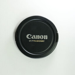 Canon EF17-40mm F4L USM Canon EF17-40mm F4L USM