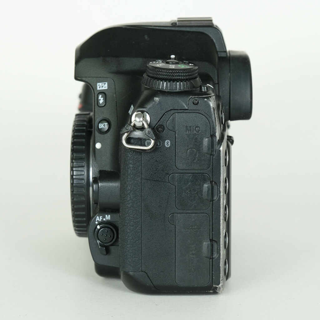 Nikon D780