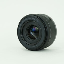 Canon RF50mm F1.8 STM Canon RF50mm F1.8 STM