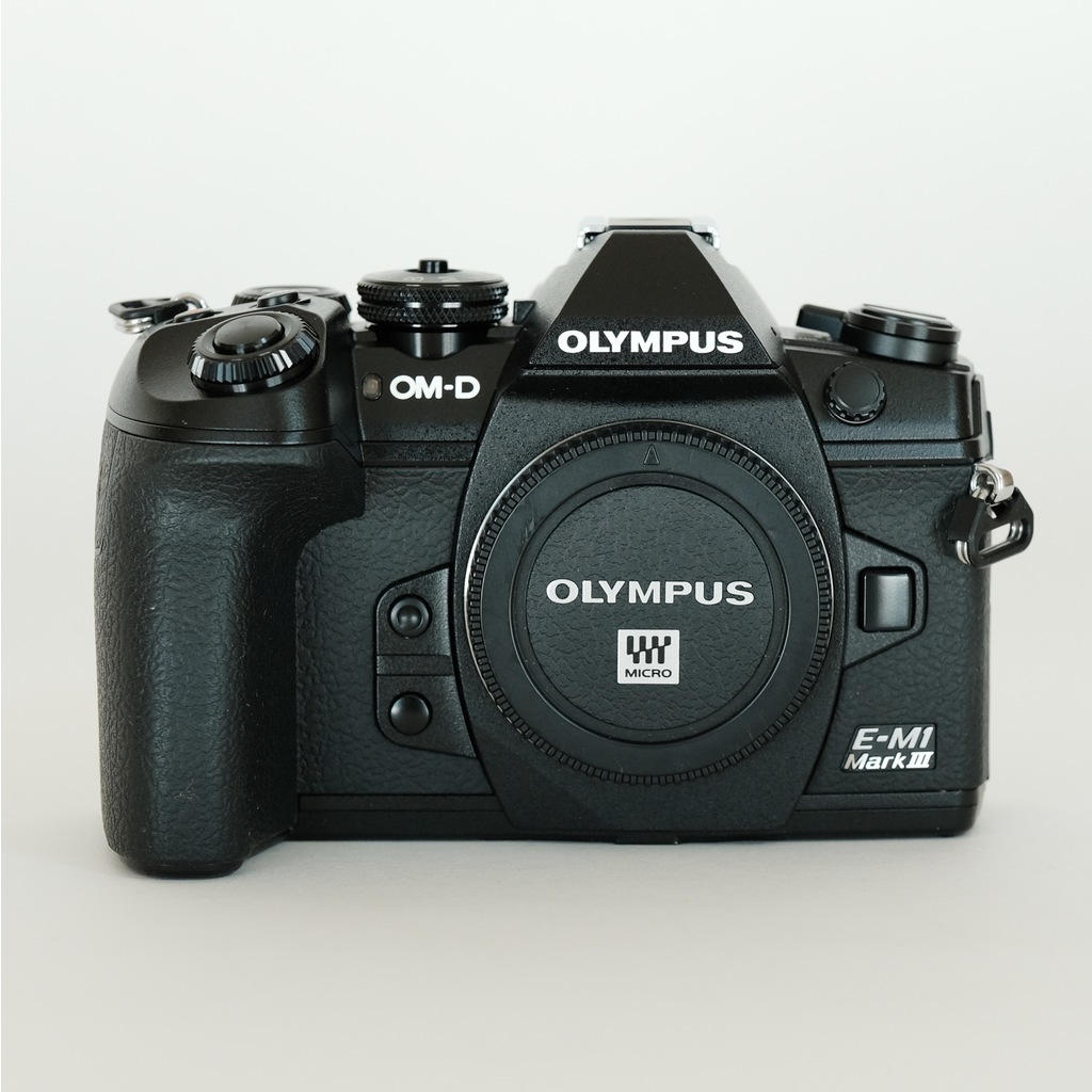 OLYMPUS OM-D E-M1 Mark III