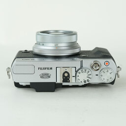 FUJIFILM X30 シルバー