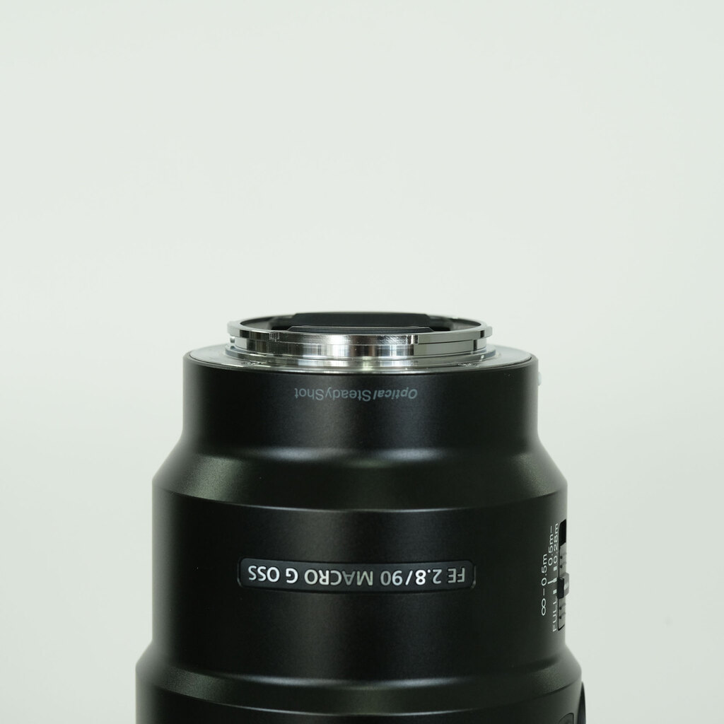 SONY FE 90mm F2.8 Macro G OSS SEL90M28G