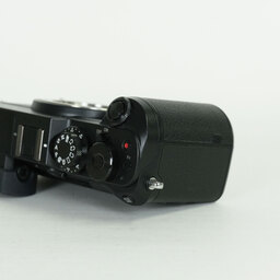 Panasonic LUMIX DMC-GX8 ボディ ブラック