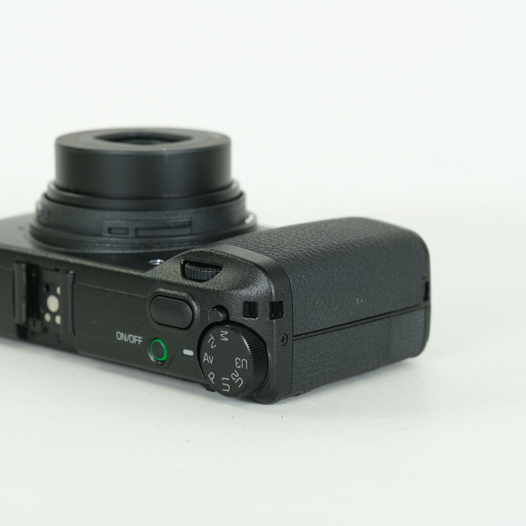 RICOH GR IIIx RICOH GR IIIx