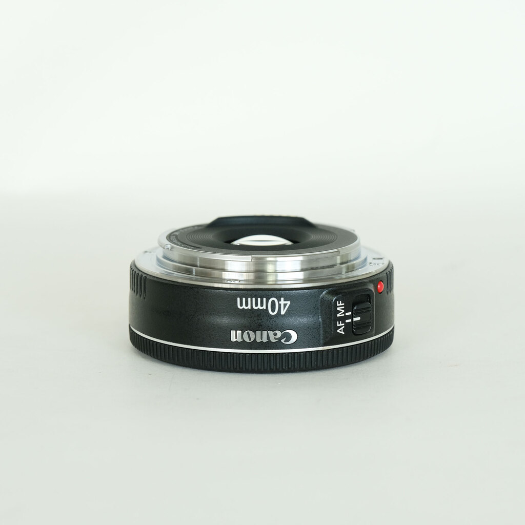 Canon EF40mm F2.8 STM
