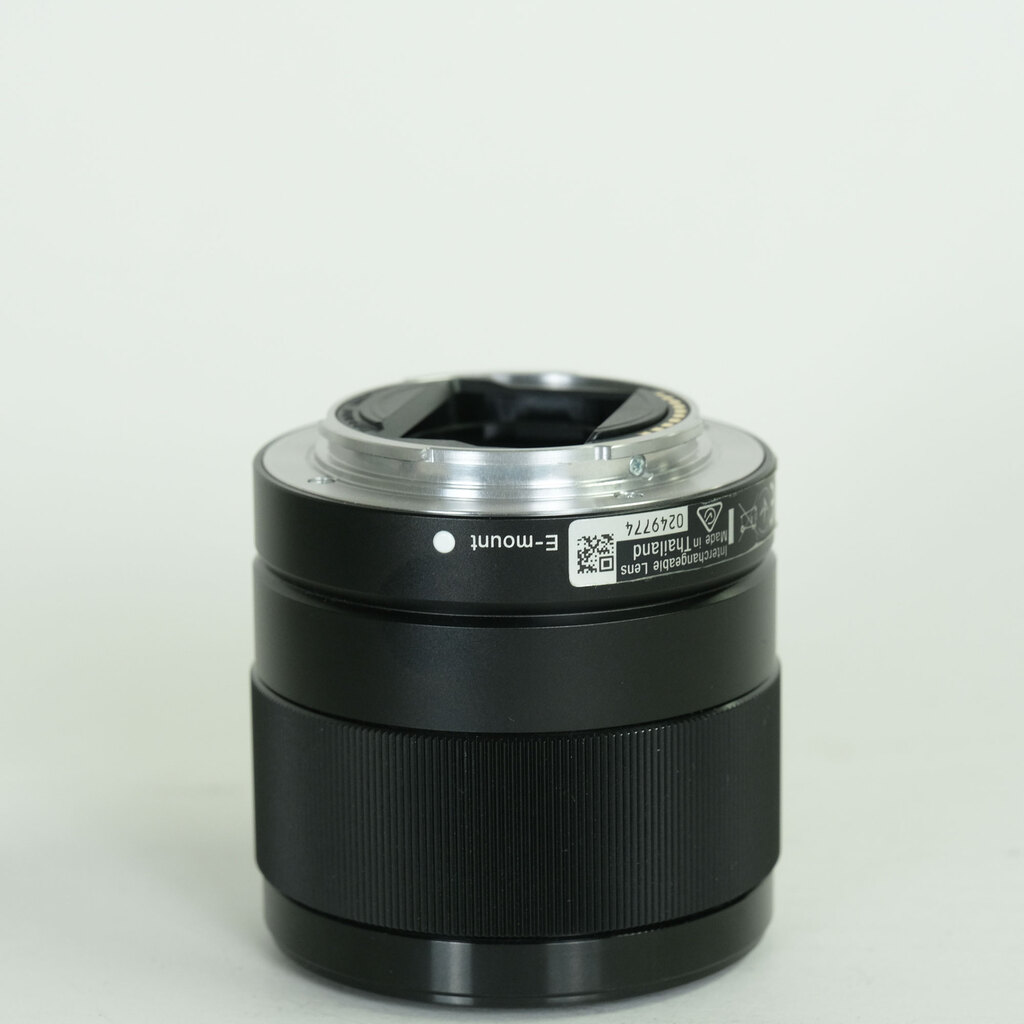 SONY FE 28mm F2 SEL28F20