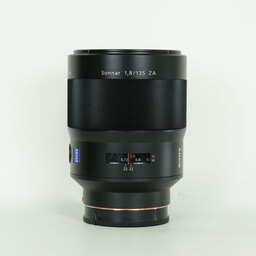 SONY Sonnar T* 135mm F1.8 ZA SAL135F18Z