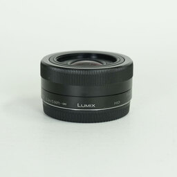 Panasonic LUMIX G VARIO 12-32mm / F3.5-5.6 ASPH. / MEGA O.I.S. Panasonic LUMIX G VARIO 12-32mm / F3.5-5.6 ASPH. / MEGA O.I.S.
