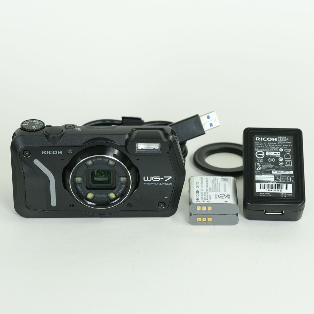 RICOH WG-7 ブラック