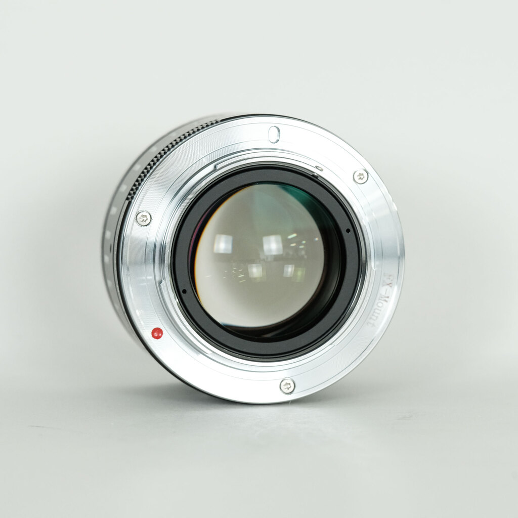 銘匠光学 TTArtisan 35mm F0.95 C (フジフイルムX用) ブラック×シルバー