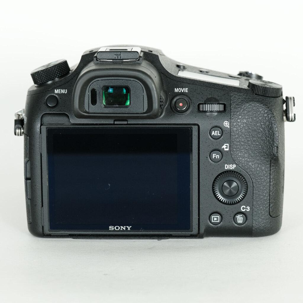 SONY Cyber-shot DSC-RX10M3