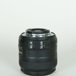 Nikon AF-S DX Micro NIKKOR 40mm f/2.8G