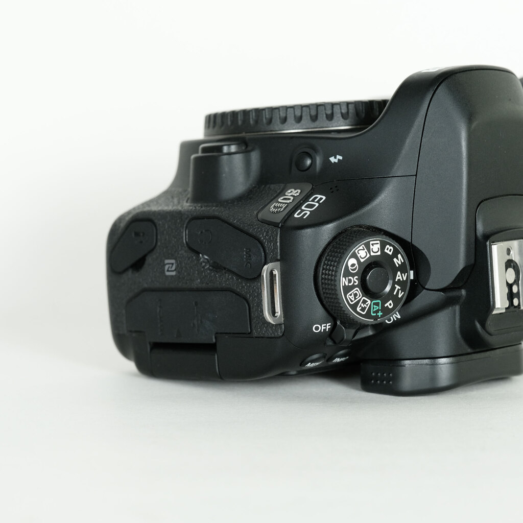 Canon EOS 80D