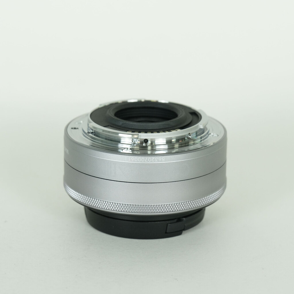 Canon EF-M22mm F2 STMの出品 | ONE SCENE（ワンシーン）