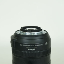 Nikon AF-S DX VR Zoom-Nikkor 18-200mm F3.5-5.6G IF-ED