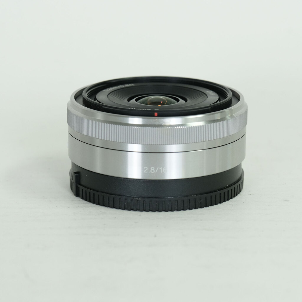 SONY E 16mm F2.8 SEL16F28