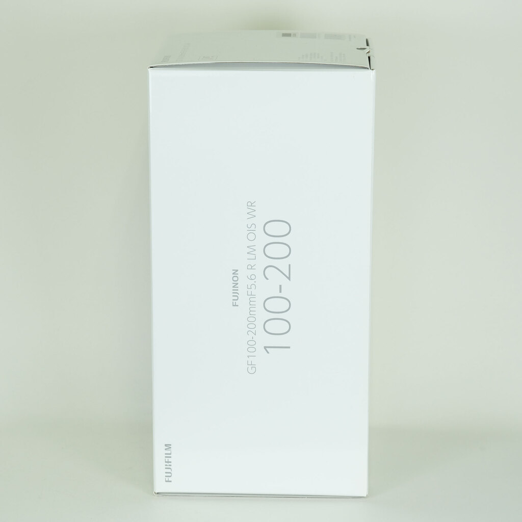 FUJIFILM GF100-200mmF5.6 R LM OIS WR FUJIFILM GF100-200mmF5.6 R LM OIS WR