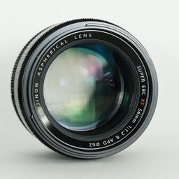 FUJIFILM XF56mmF1.2 R APD