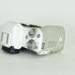 Canon EOS Kiss M