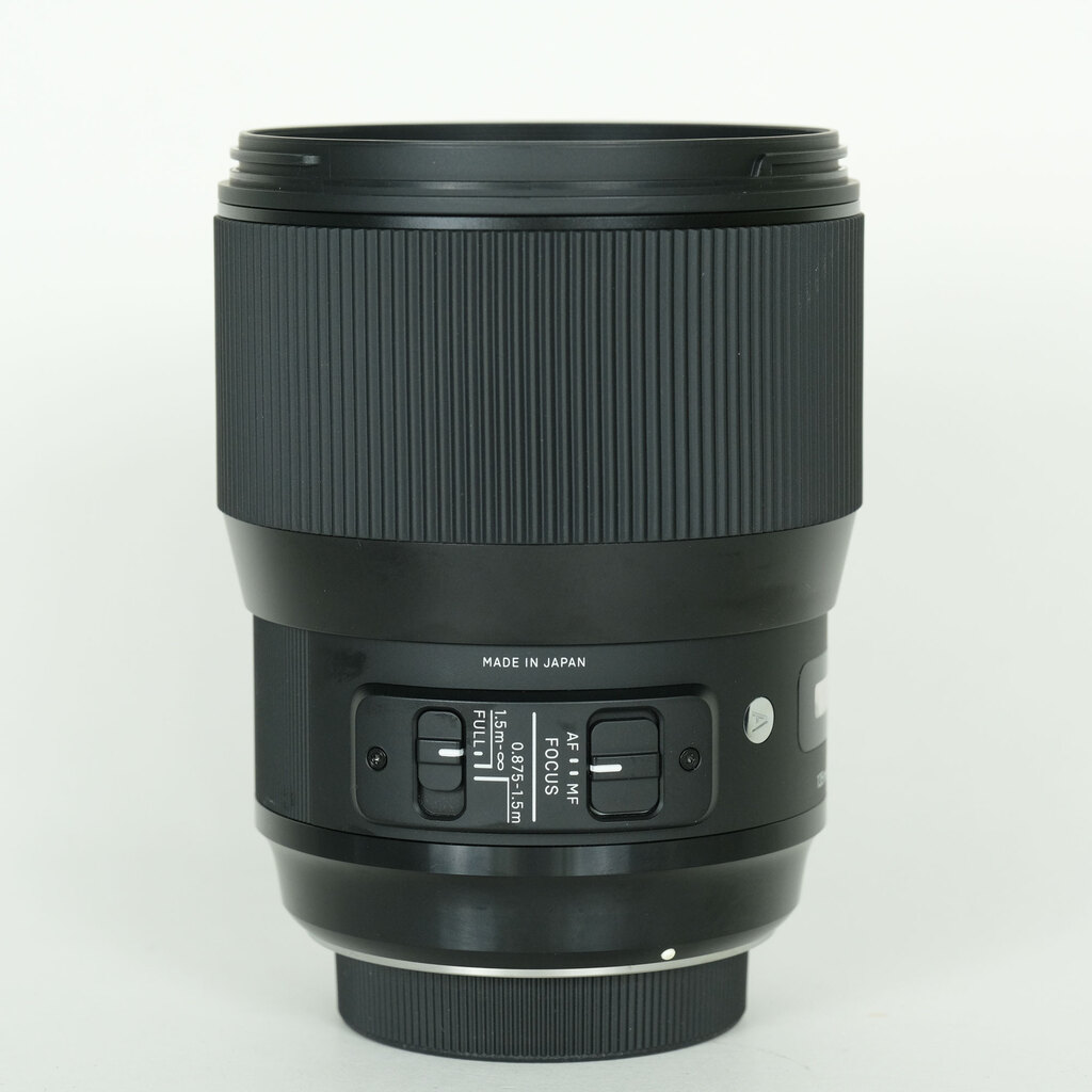 SIGMA 135mm F1.8 DG HSM｜Art [シグマSA用]の出品 | ONE SCENE（ワン