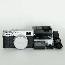 FUJIFILM X100V シルバー