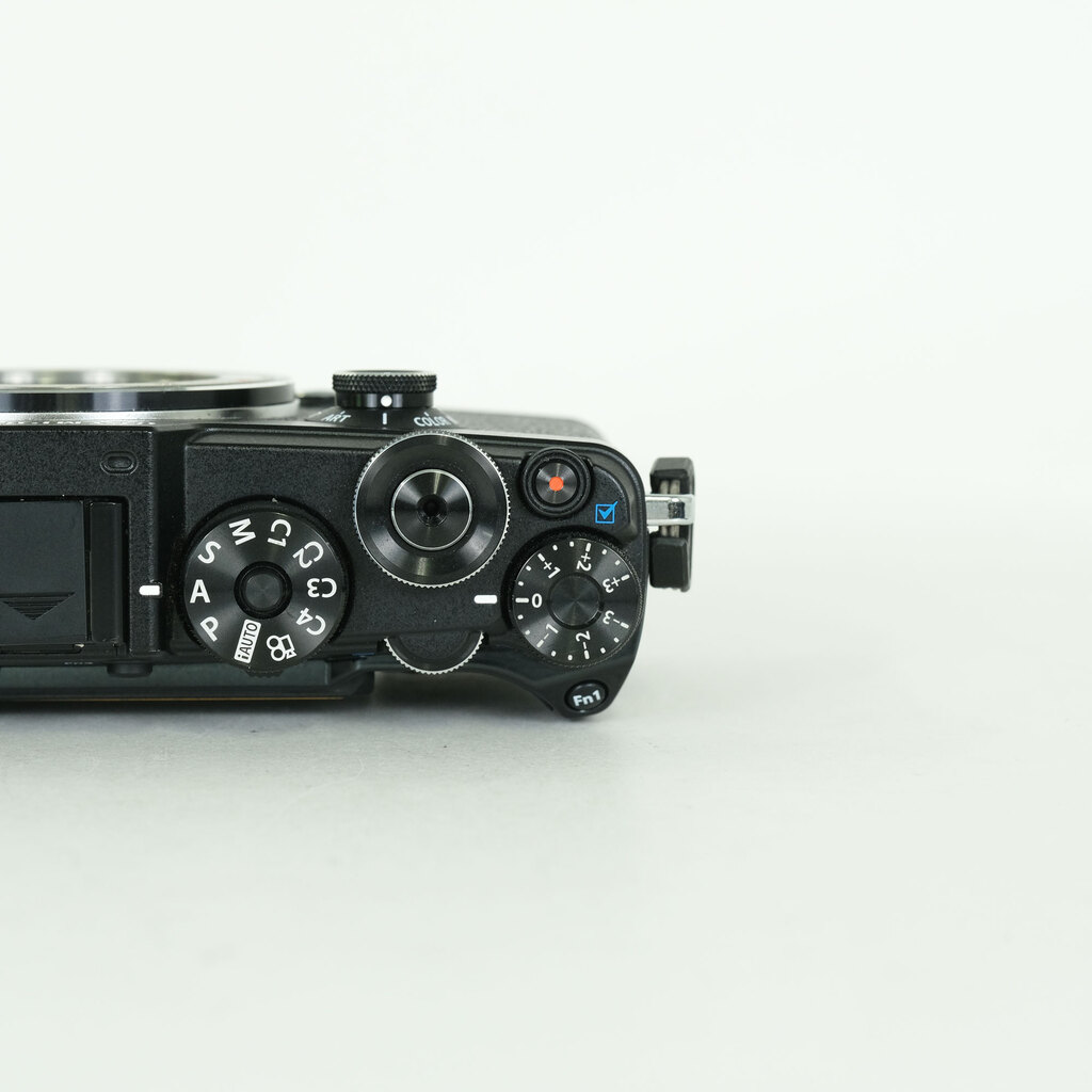 OLYMPUS PEN-F OLYMPUS PEN-F