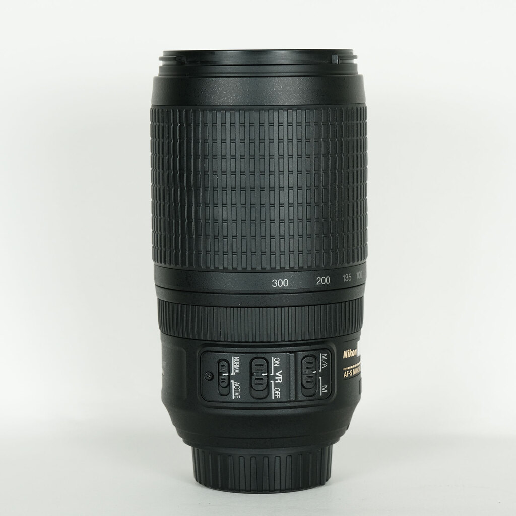 Nikon AF-S VR Zoom-Nikkor 70-300mm F4.5-5.6G IF-ED