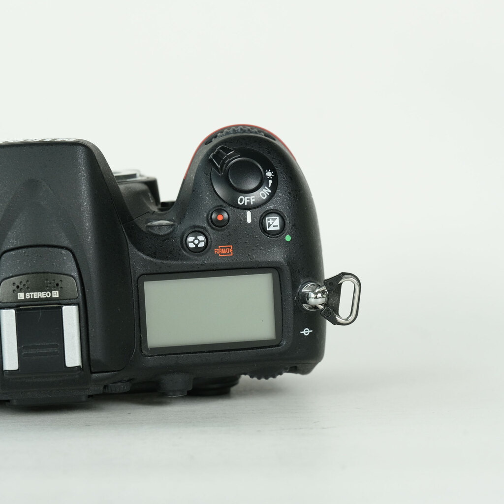 Nikon D7100