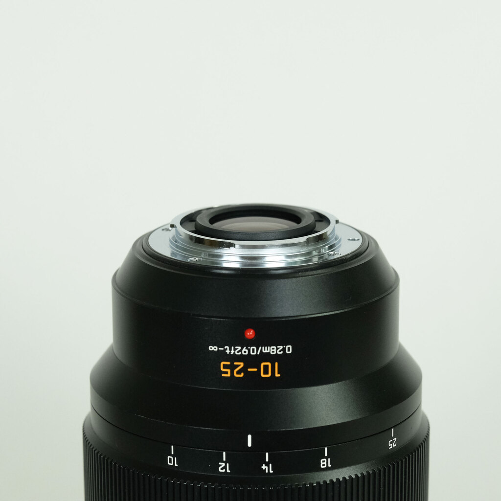 Panasonic LEICA DG VARIO-SUMMILUX 10-25mm / F1.7 ASPH. Panasonic LEICA DG VARIO-SUMMILUX 10-25mm / F1.7 ASPH.