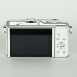 OLYMPUS PEN E-PL10