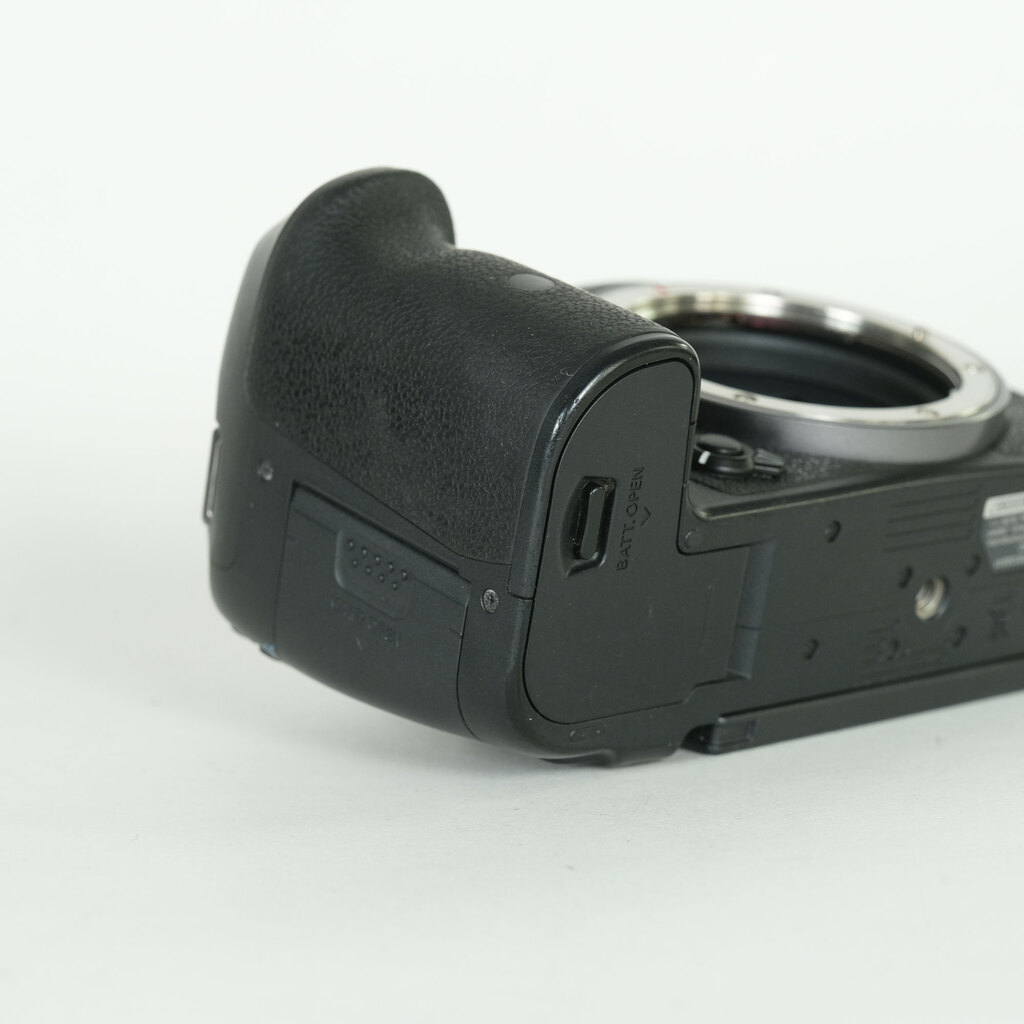 Canon EOS R7 Canon EOS R7