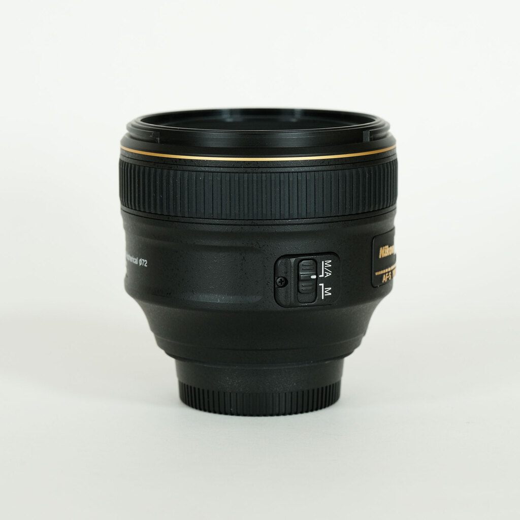 Nikon AF-S NIKKOR 58mm f/1.4Gの出品 | ONE SCENE（ワンシーン）