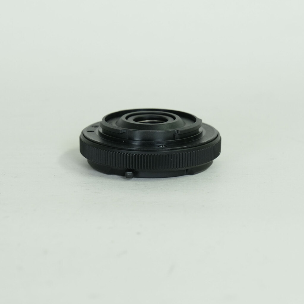 OLYMPUS フィッシュアイボディキャップレンズ（9mm Ｆ8.0 FISHEYE） BCL-0980 ブラック