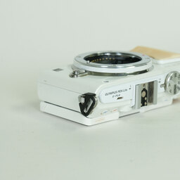 OLYMPUS PEN Lite E-PL6 ボディ ホワイト