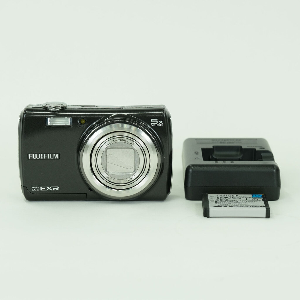 FUJIFILM FinePix F200EXR ブラック FUJIFILM FinePix F200EXR ブラック