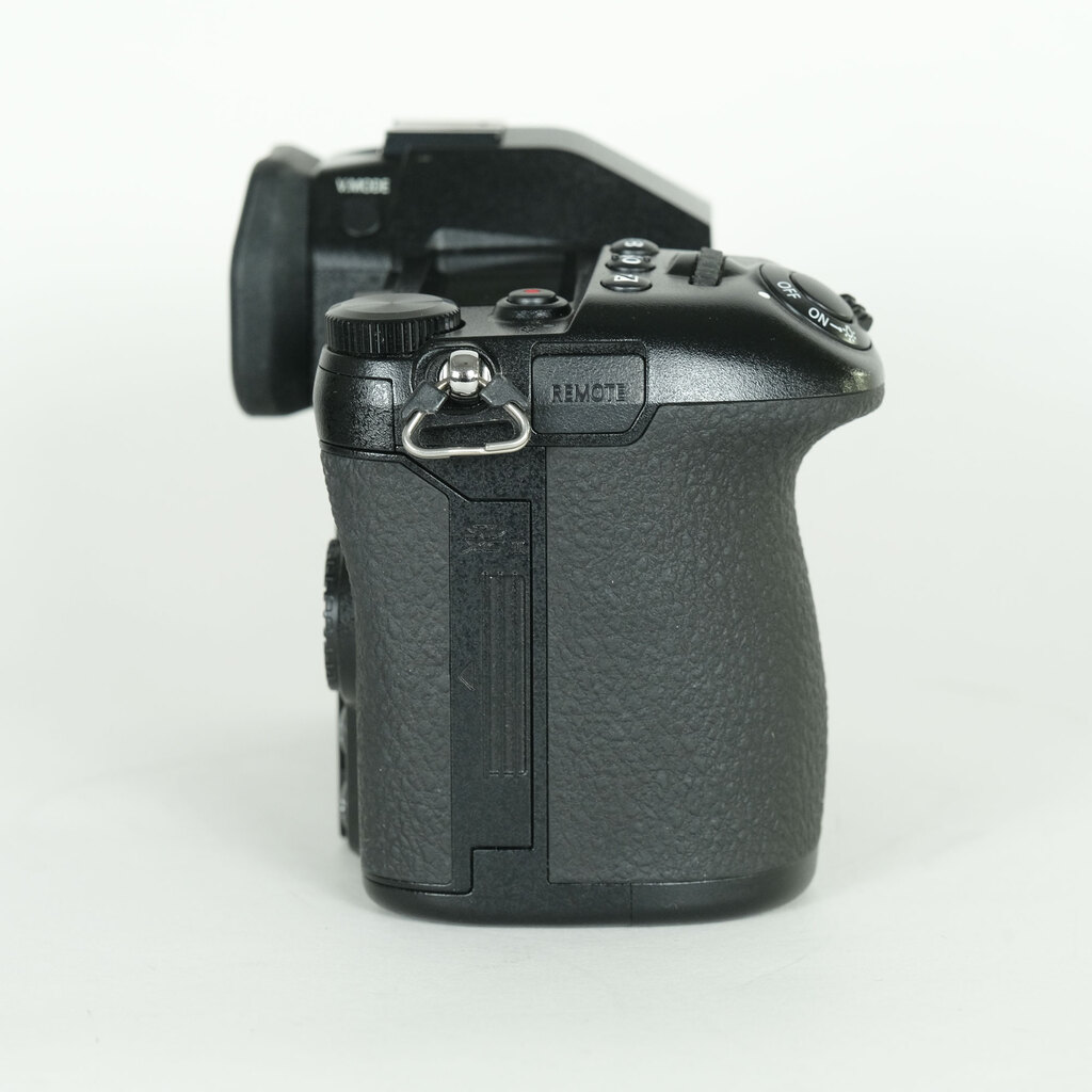 Panasonic LUMIX DC-G9 PRO