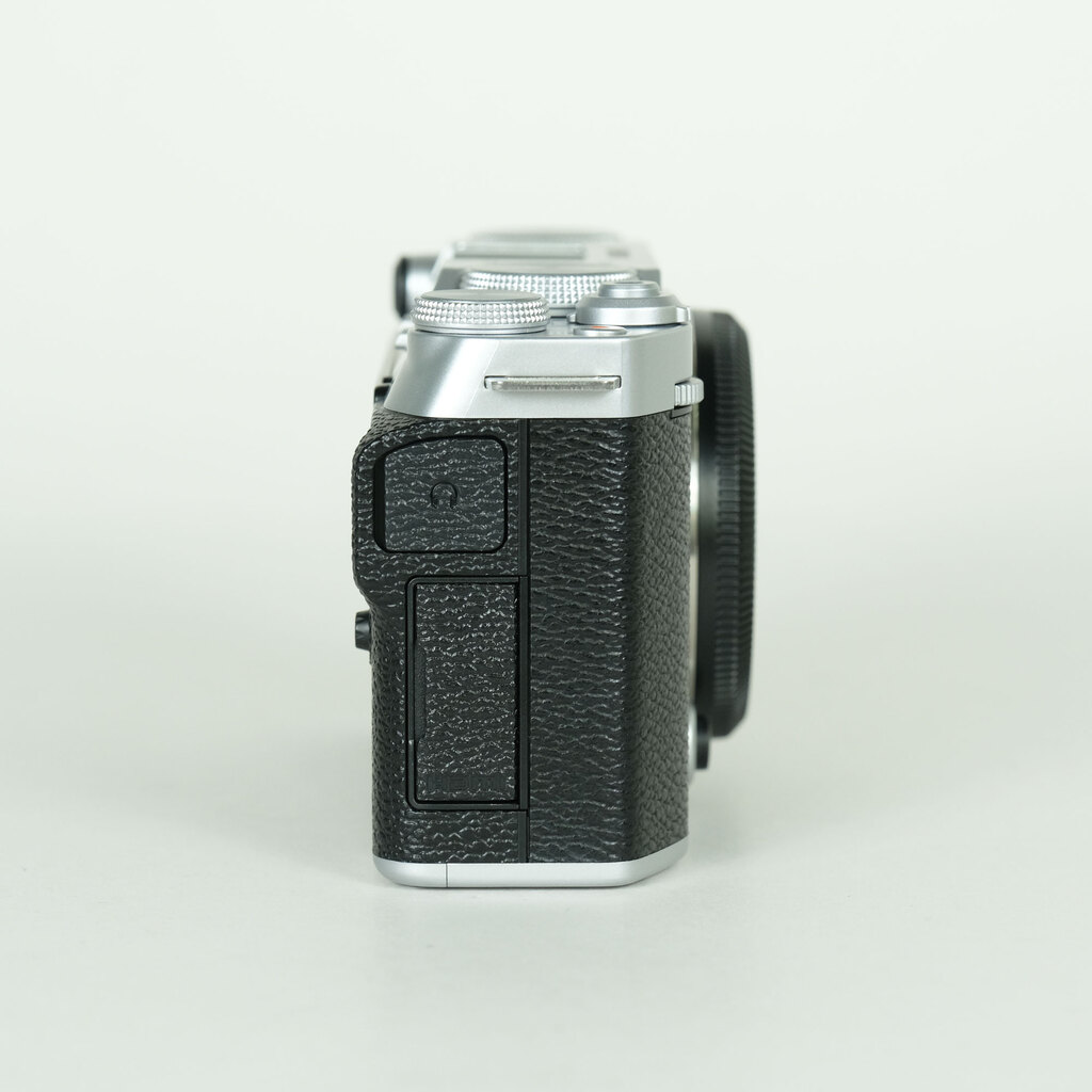 FUJIFILM X-M5 FUJIFILM X-M5