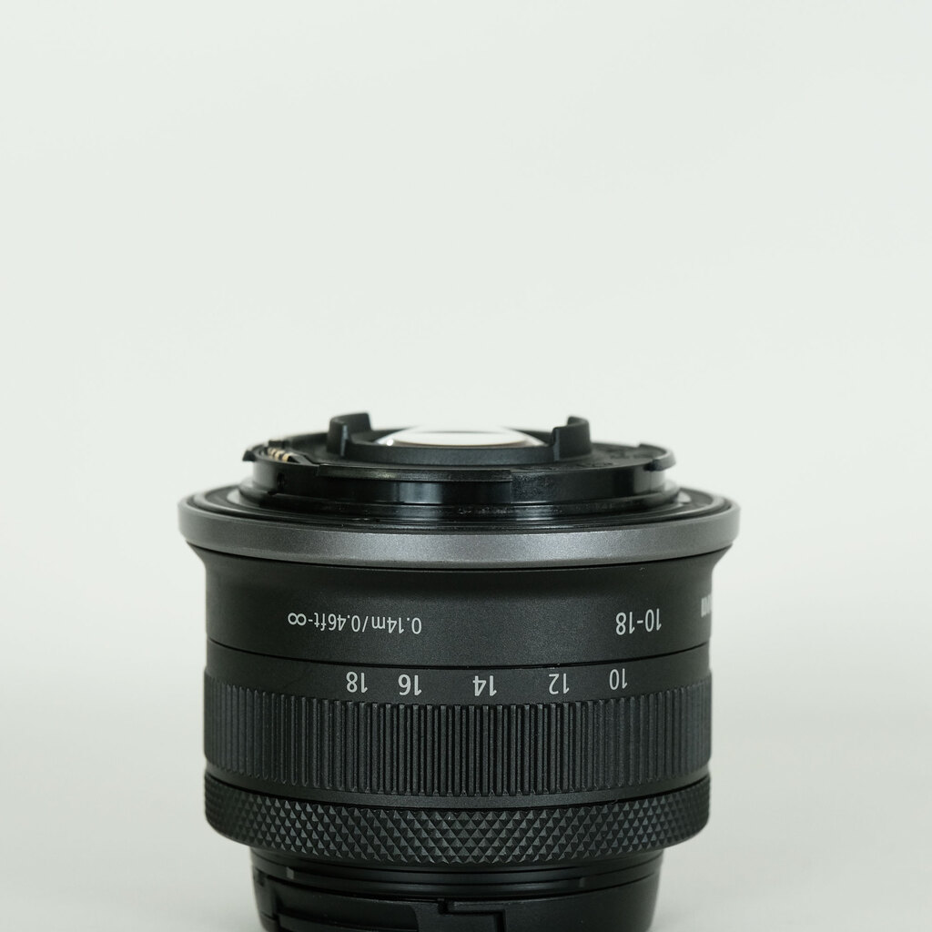 Canon RF-S 10-18mm F4.5-6.3 IS STM
