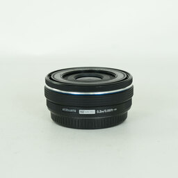 OLYMPUS M.ZUIKO DIGITAL ED 14-42mm F3.5-5.6 EZ ブラック